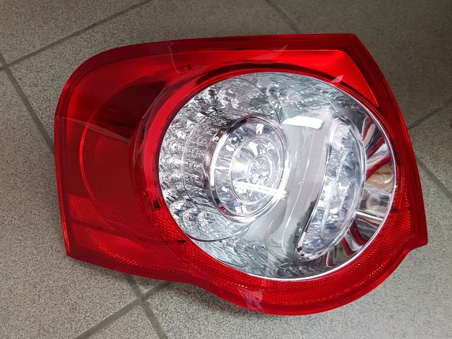 bontott VW PASSAT B6 Bal Hátsó Lámpa