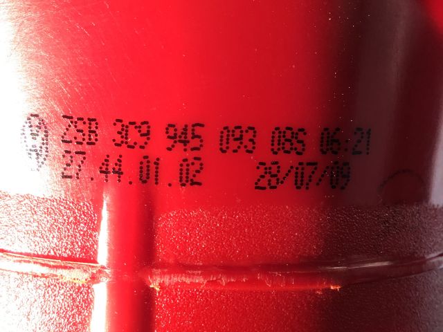 bontott VW PASSAT B6 Bal Hátsó Lámpa