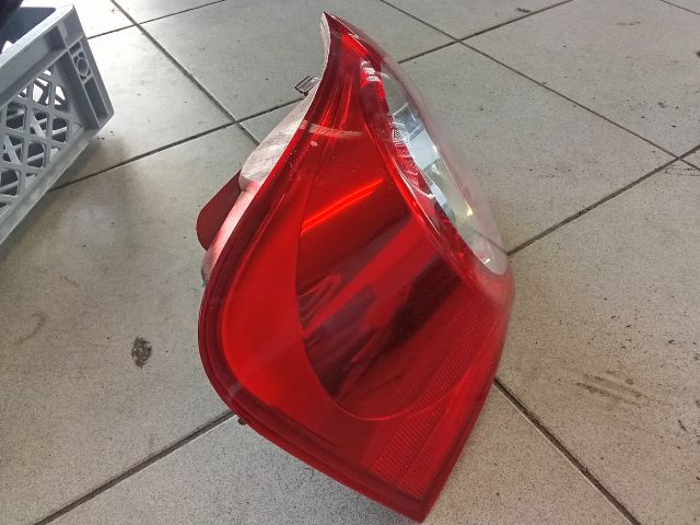 bontott VW PASSAT B6 Bal Hátsó Lámpa