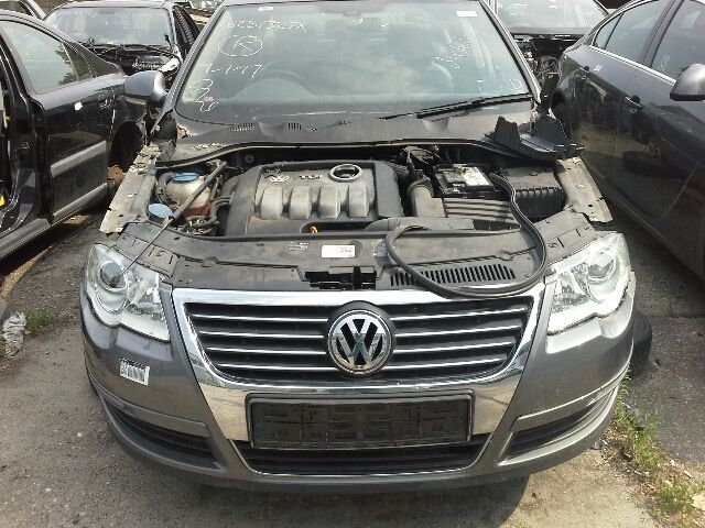 bontott VW PASSAT B6 Bal Hátsó Lámpa