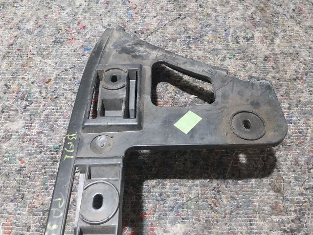 bontott VW PASSAT B6 Bal hátsó Oldal Lökhárító Tartó (Műanyag)