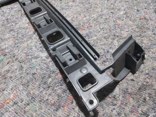 bontott VW PASSAT B6 Bal hátsó Oldal Lökhárító Tartó (Műanyag)