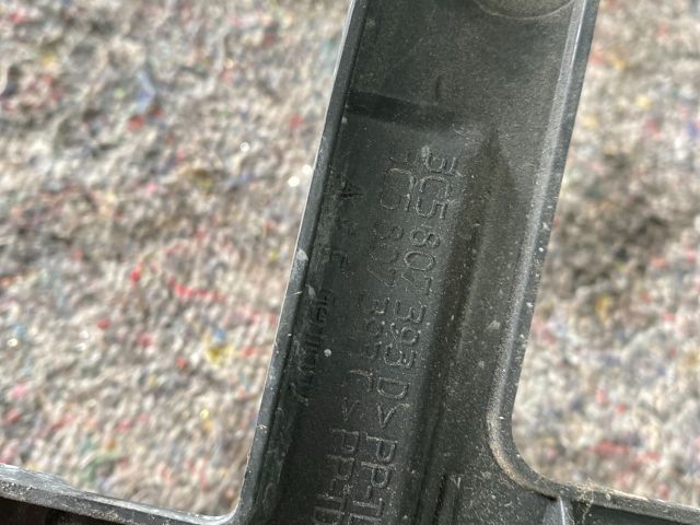 bontott VW PASSAT B6 Bal hátsó Oldal Lökhárító Tartó (Műanyag)