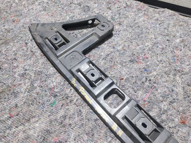 bontott VW PASSAT B6 Bal hátsó Oldal Lökhárító Tartó (Műanyag)