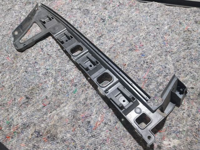 bontott VW PASSAT B6 Bal hátsó Oldal Lökhárító Tartó (Műanyag)