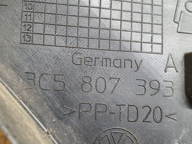 bontott VW PASSAT B6 Bal hátsó Oldal Lökhárító Tartó (Műanyag)