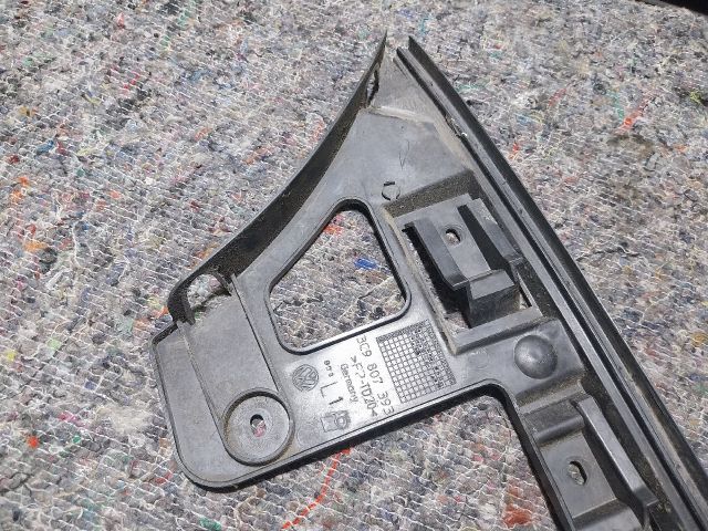 bontott VW PASSAT B6 Bal hátsó Oldal Lökhárító Tartó (Műanyag)