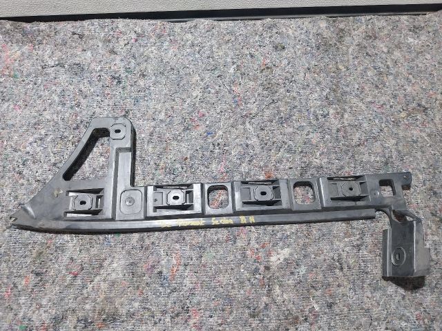 bontott VW PASSAT B6 Bal hátsó Oldal Lökhárító Tartó (Műanyag)