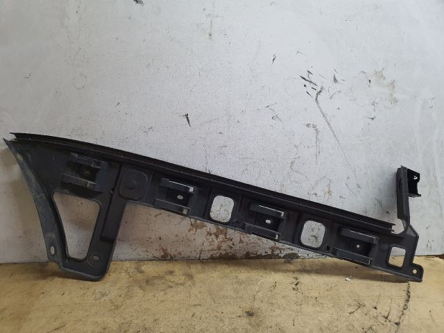 bontott VW PASSAT B6 Bal hátsó Oldal Lökhárító Tartó (Műanyag)