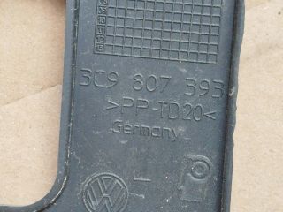 bontott VW PASSAT B6 Bal hátsó Oldal Lökhárító Tartó (Műanyag)