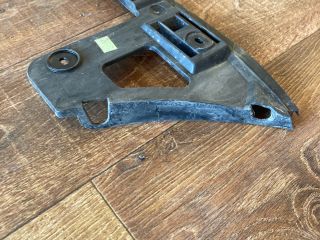 bontott VW PASSAT B6 Bal hátsó Oldal Lökhárító Tartó (Műanyag)