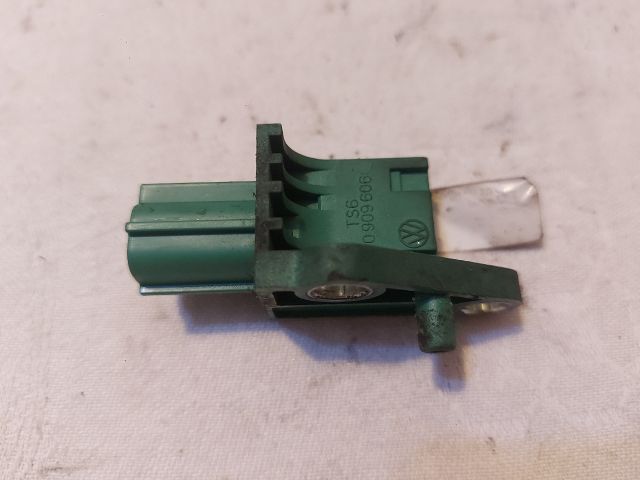 bontott VW PASSAT B6 Bal hátsó Oldal Ütközés Érzékelő