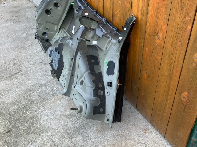 bontott VW PASSAT B6 Bal hátsó Sárvédő