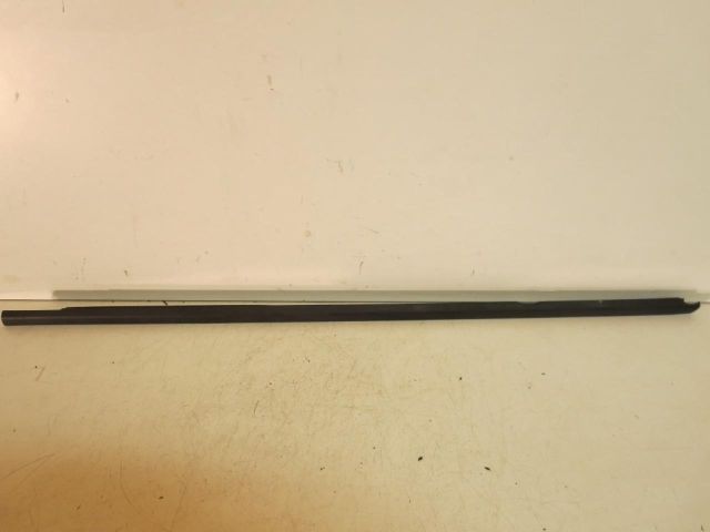 bontott VW PASSAT B6 Bal hátsó Vízlehúzó Gumicsík