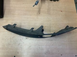 bontott VW PASSAT B6 Bal Ködfényszóró Lámpakeret