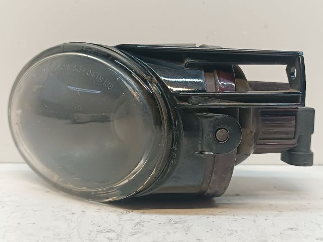 bontott VW PASSAT B6 Bal Ködfényszóró