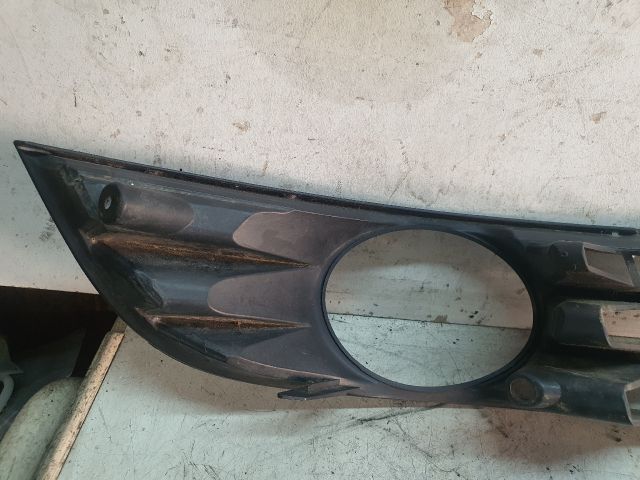 bontott VW PASSAT B6 Bal Ködlámpa Rács