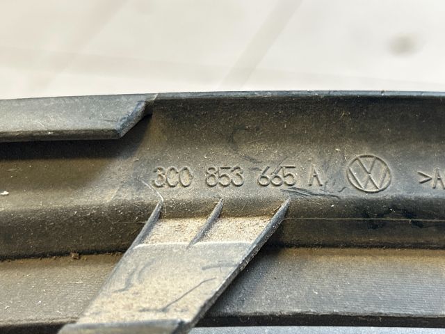 bontott VW PASSAT B6 Bal Ködlámpa Rács