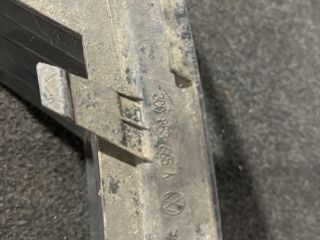 bontott VW PASSAT B6 Bal Ködlámpa Rács