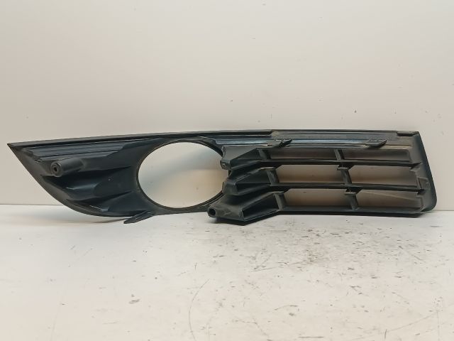 bontott VW PASSAT B6 Bal Ködlámpa Rács