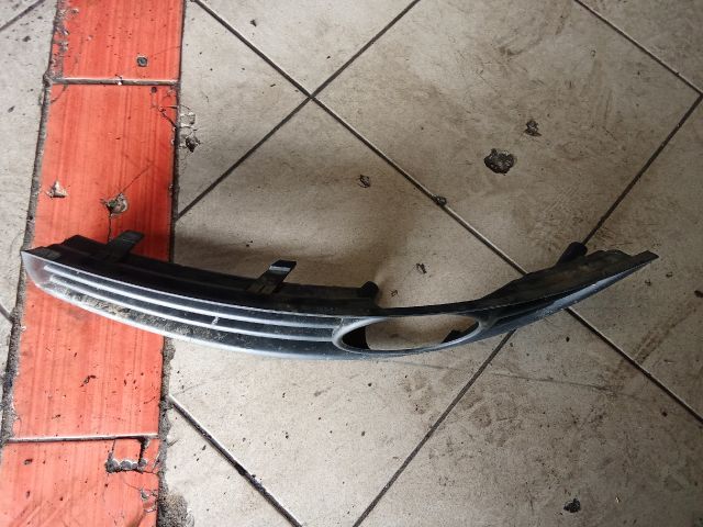 bontott VW PASSAT B6 Bal Ködlámpa Rács