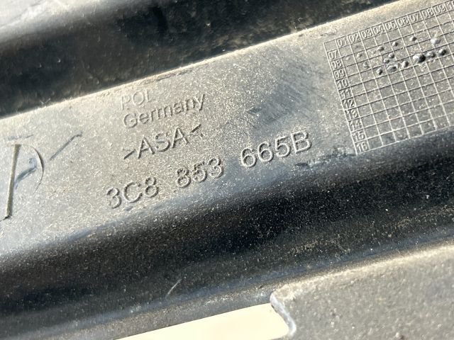 bontott VW PASSAT B6 Bal Ködlámpa Rács