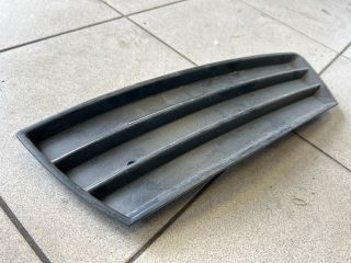 bontott VW PASSAT B6 Bal Ködlámpa Rács