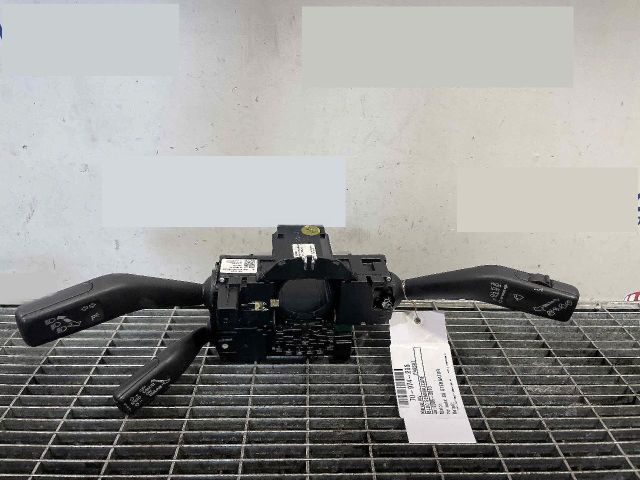 bontott VW PASSAT B6 Bal Kormánykapcsoló Irányjelző