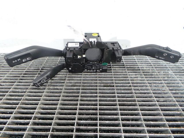 bontott VW PASSAT B6 Bal Kormánykapcsoló Irányjelző