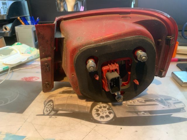 bontott VW PASSAT B6 Bal Külső Hátsó Lámpa