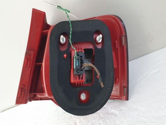 bontott VW PASSAT B6 Bal Külső Hátsó Lámpa