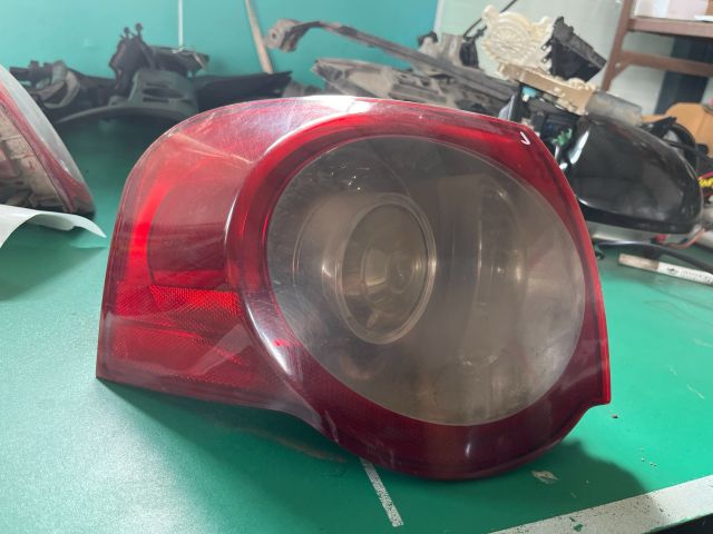 bontott VW PASSAT B6 Bal Külső Hátsó Lámpa