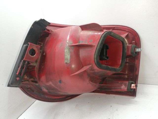 bontott VW PASSAT B6 Bal Külső Hátsó Lámpa