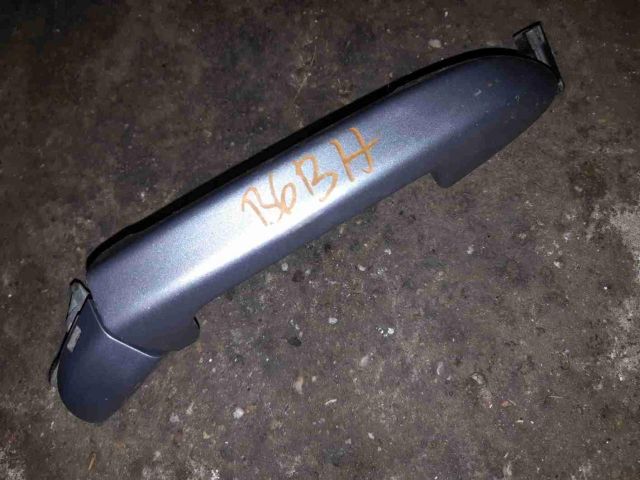 bontott VW PASSAT B6 Bal Külső Kilincs (Pozíciófüggetlen)