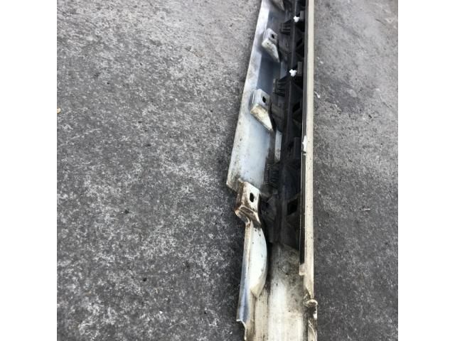 bontott VW PASSAT B6 Bal Küszöb Légterelő