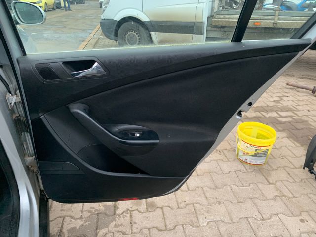 bontott VW PASSAT B6 Bal Napellenző