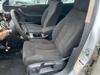 bontott VW PASSAT B6 Bal Napellenző