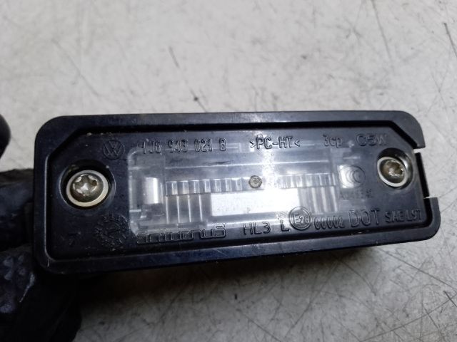 bontott VW PASSAT B6 Bal Rendszámtábla Világítás