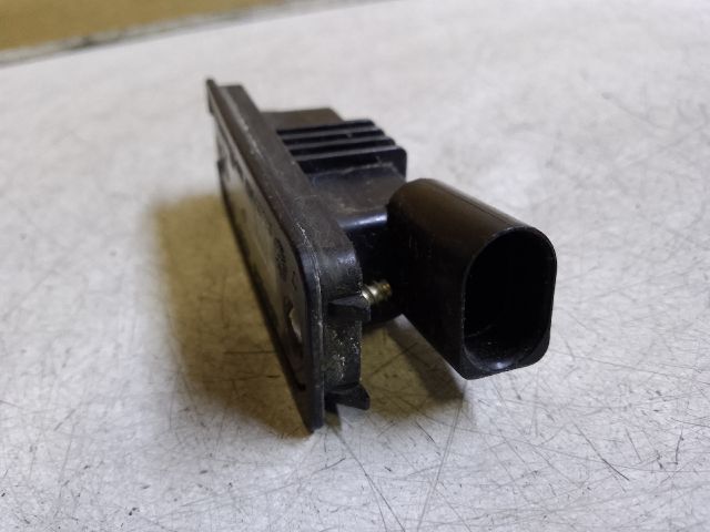 bontott VW PASSAT B6 Bal Rendszámtábla Világítás