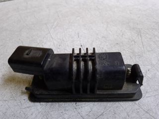 bontott VW PASSAT B6 Bal Rendszámtábla Világítás