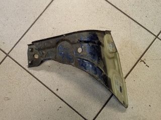 bontott VW PASSAT B6 Bal Sárvédő Oldaltartó