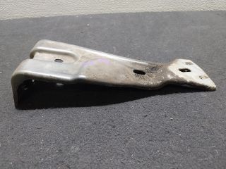 bontott VW PASSAT B6 Bal Sárvédő Oldaltartó