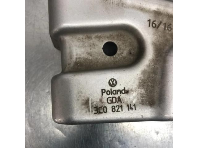 bontott VW PASSAT B6 Bal Sárvédő Oldaltartó