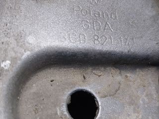 bontott VW PASSAT B6 Bal Sárvédő Oldaltartó