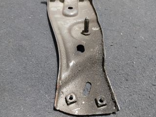 bontott VW PASSAT B6 Bal Sárvédő Oldaltartó