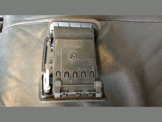 bontott VW PASSAT B6 Bal Szellőző