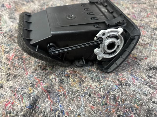 bontott VW PASSAT B6 Bal Szellőző