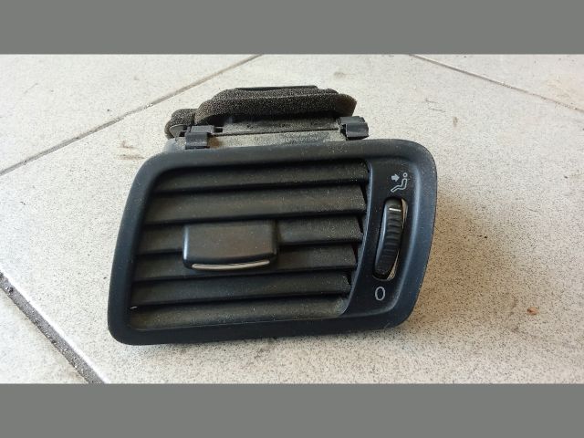 bontott VW PASSAT B6 Bal Szellőző