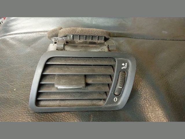 bontott VW PASSAT B6 Bal Szellőző