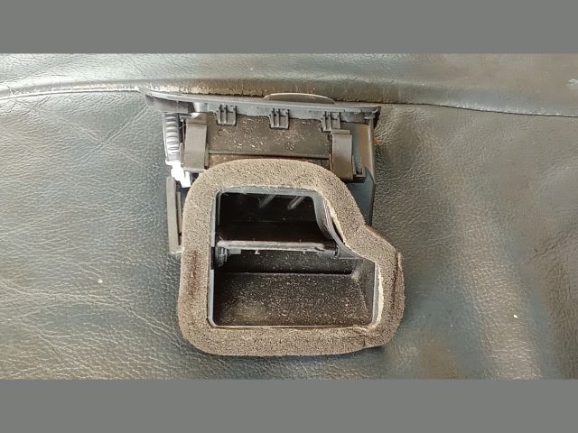 bontott VW PASSAT B6 Bal Szellőző